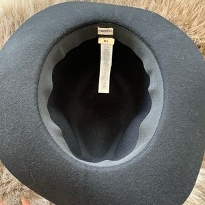 Roxy Accessories - Roxy Brimmed Hat Roxy Accessories - Roxy Brimmed Hat